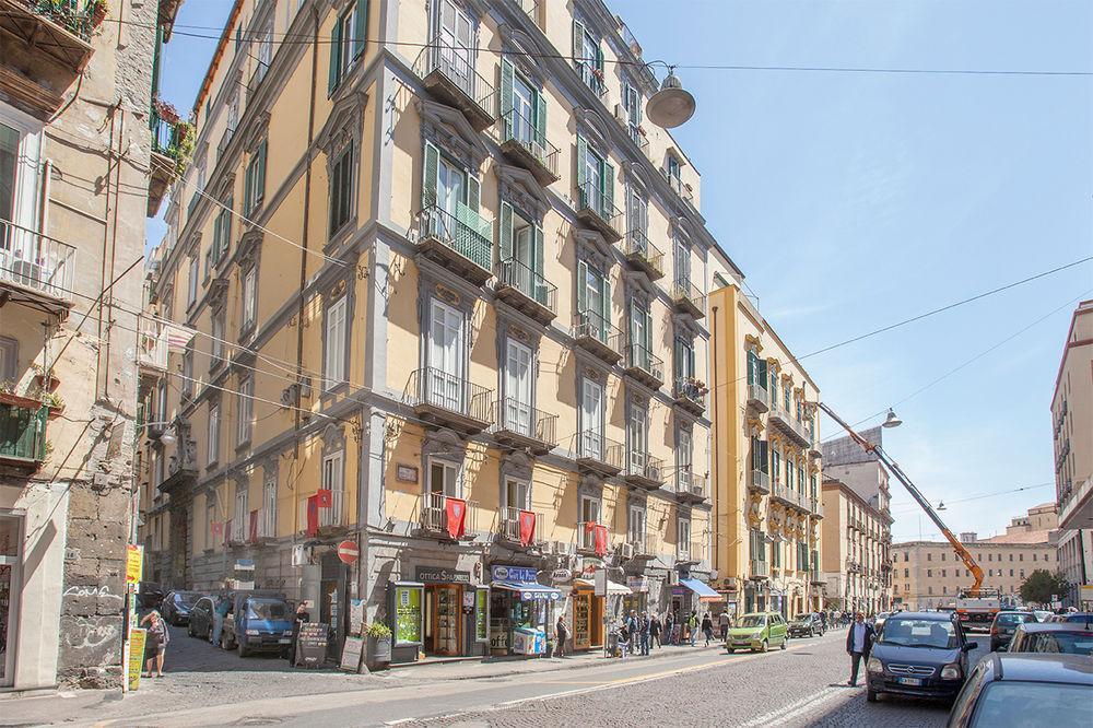 B&B L'Alloggio Dei Vassalli 나폴리 외부 사진
