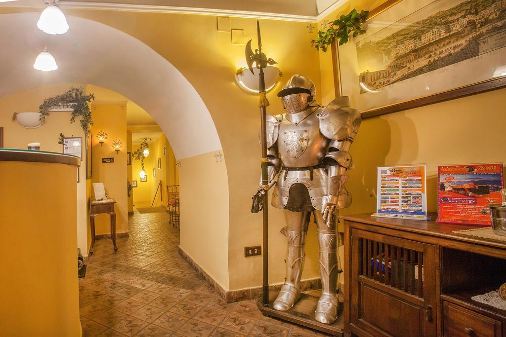 B&B L'Alloggio Dei Vassalli 나폴리 외부 사진